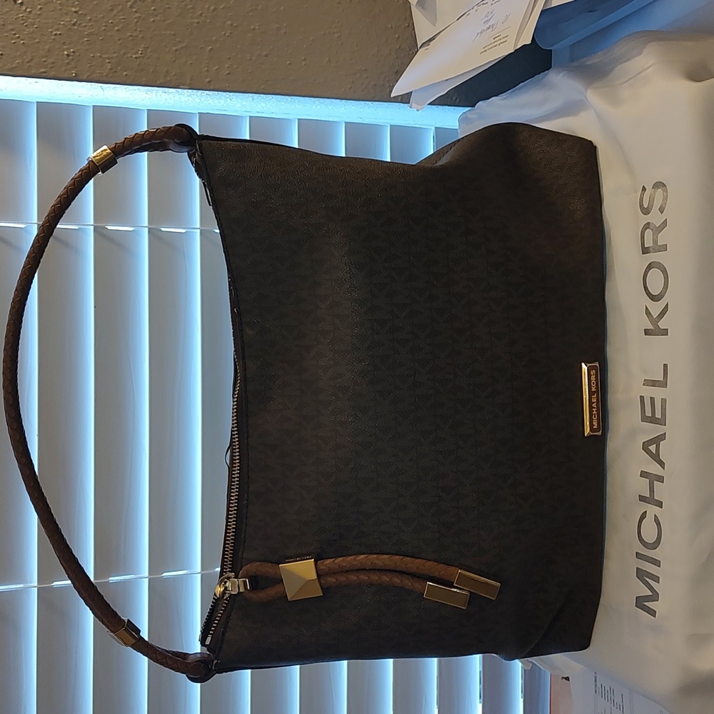 Michael kors hobo bag